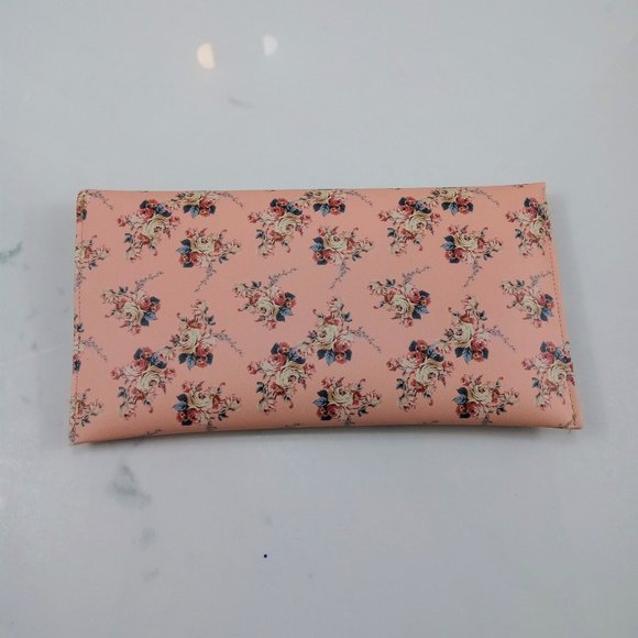 Floral Clutch - Picture 4 of 4